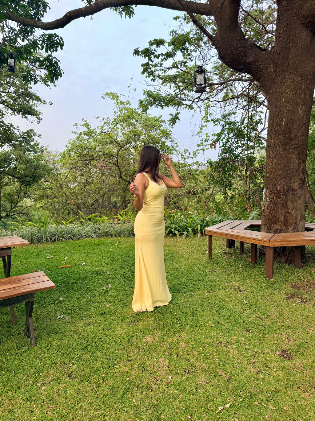 Criss Cross Backless Bow Gown.